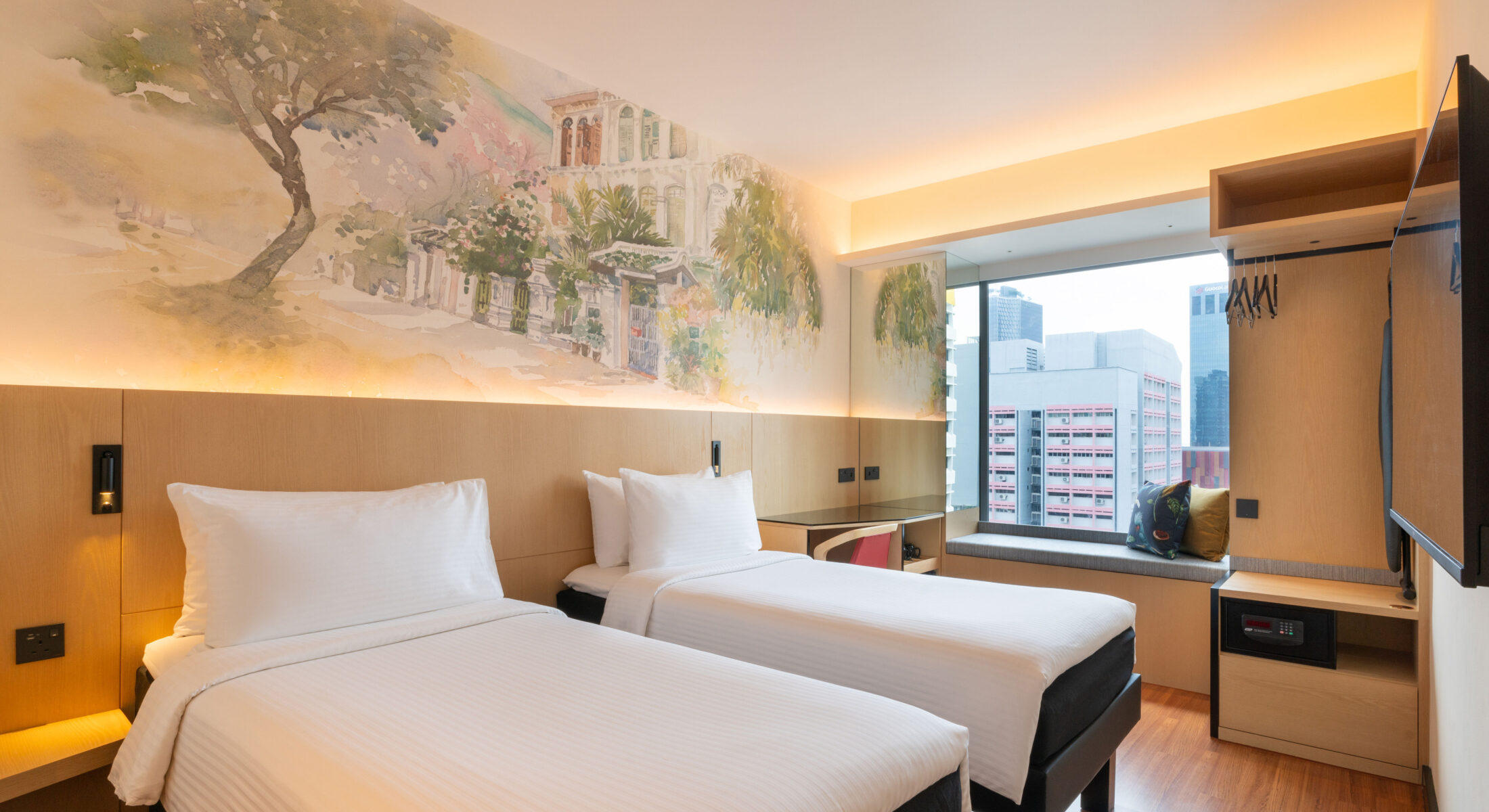 Superior Room with Twin Beds at ibis Singapore on Bencoolen, featuring a spacious layout with twin bed and en-suite bathroom